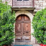 Aparthotel Maison Baronne 4*