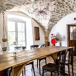 Maison Baronne, Meuble 5 Etoiles מלון דירות 4*