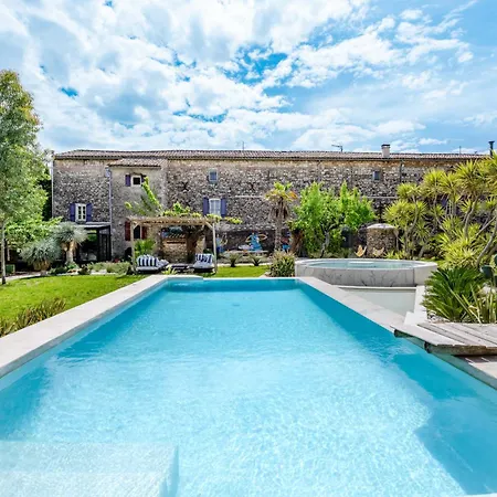 Aparthotel Secret D'uzes - Maison Privative 4*