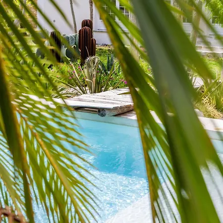 Aparthotel Secret D'uzes - Maison Privative 4*