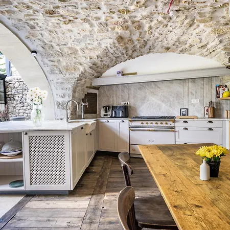 Secret D'uzes - Maison Privative