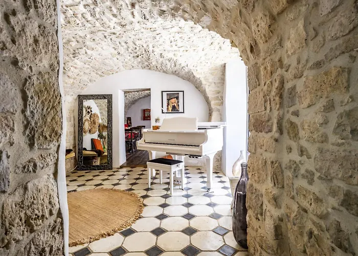 Maison Baronne Apart-hotel